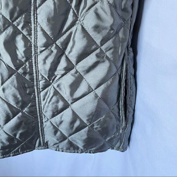 NWT Casual Identity Reversible Vest size larger - Picture 9 of 16